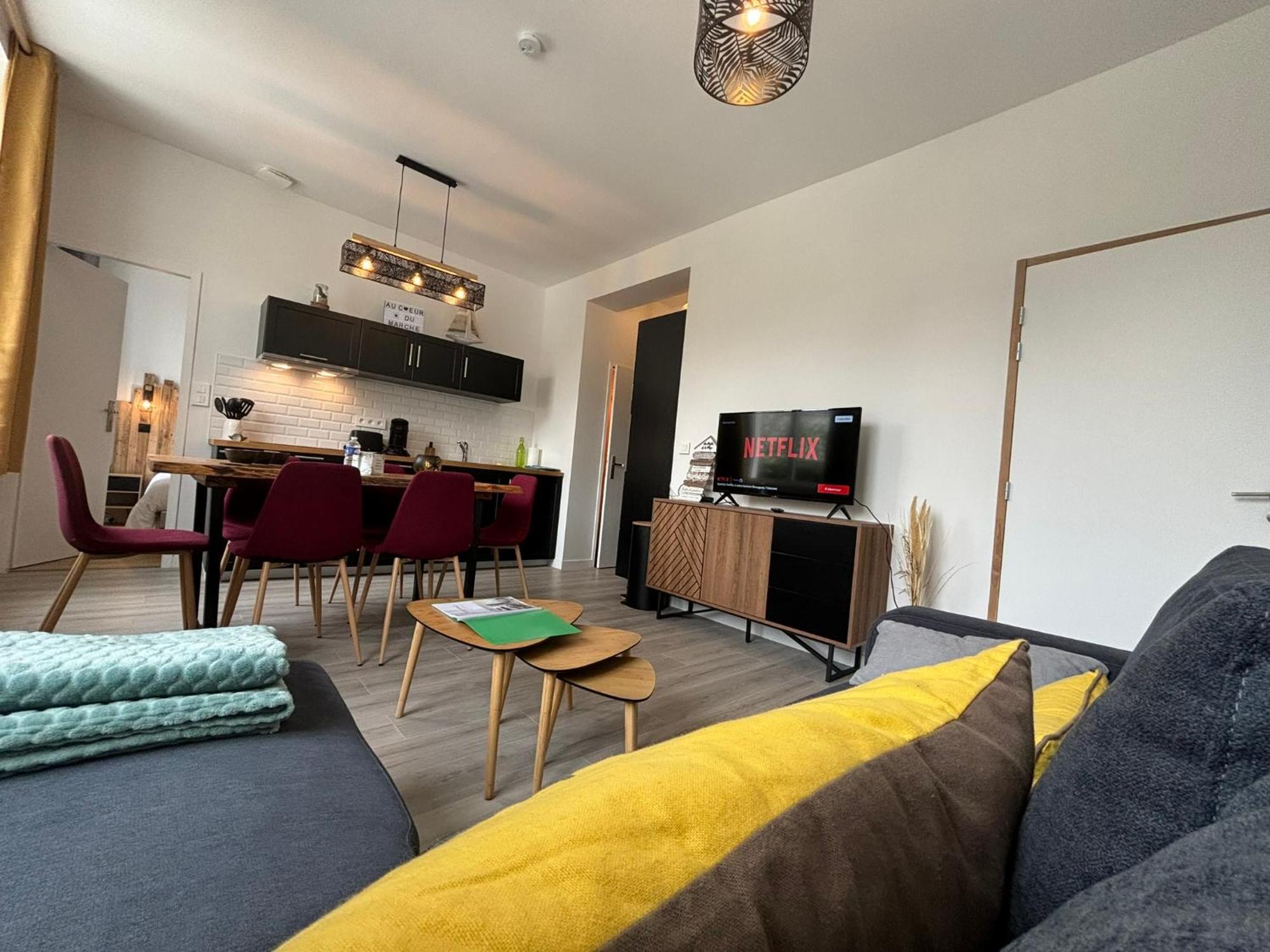 Au Coeur Du Marche, Appartement Confort, Centre-Ville Royan Zewnętrze zdjęcie